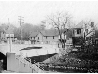 L-Bridge1919.jpg (24178 bytes)