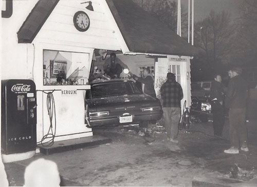 Accident at Walker's Sunoco Gas Station,
                    Landing New Jersey
